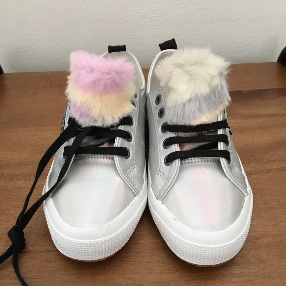 Superga girls shoes.